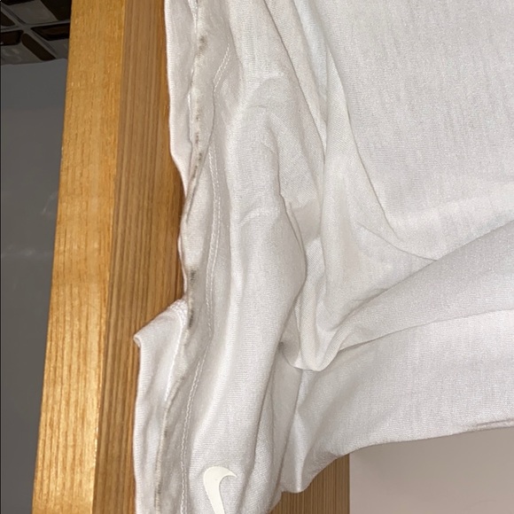 NWT Nike Flow Tank - Picture 3 of 4